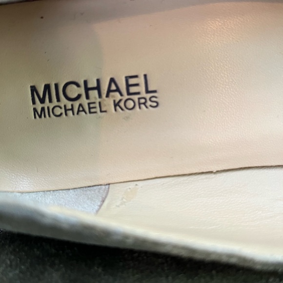 Michael Kors Suede flats with gold MK engraved buckle - Picture 5 of 7